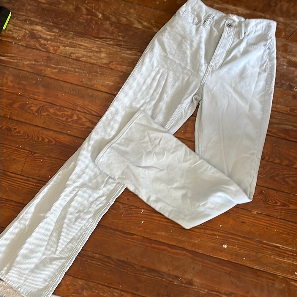 PacSun Corduroy Pants Classic Design